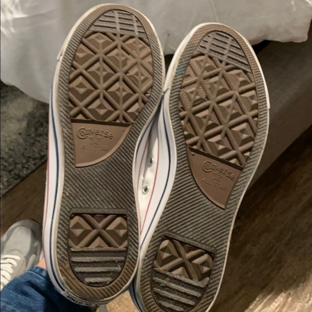 Converse - Picture 2 of 4